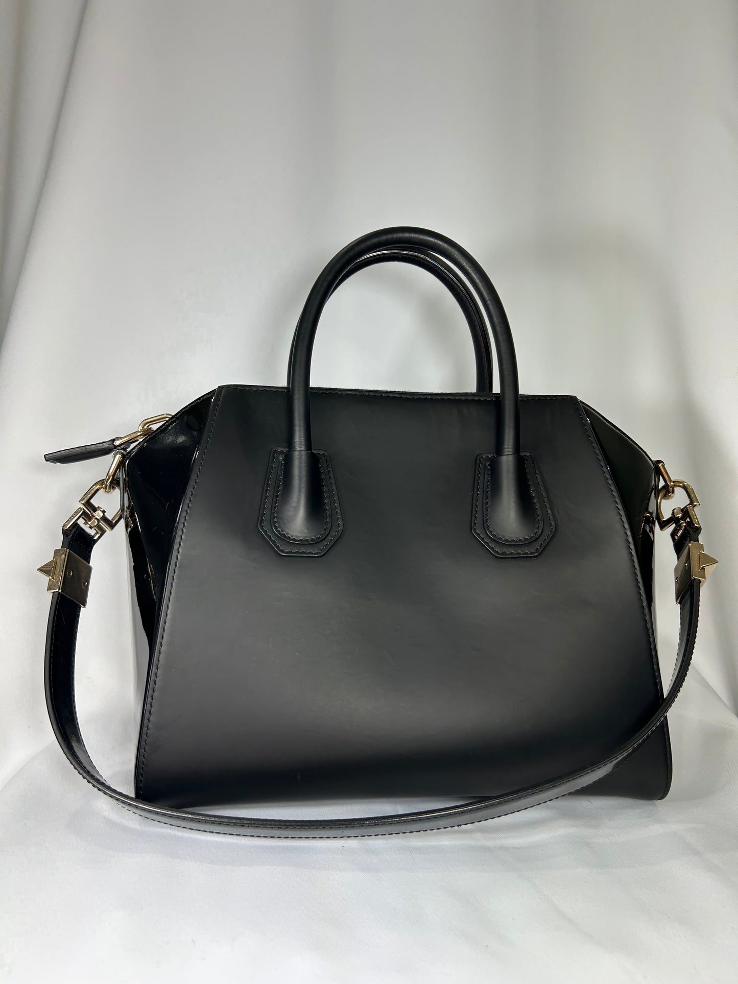 Givenchy Antigona Handbag