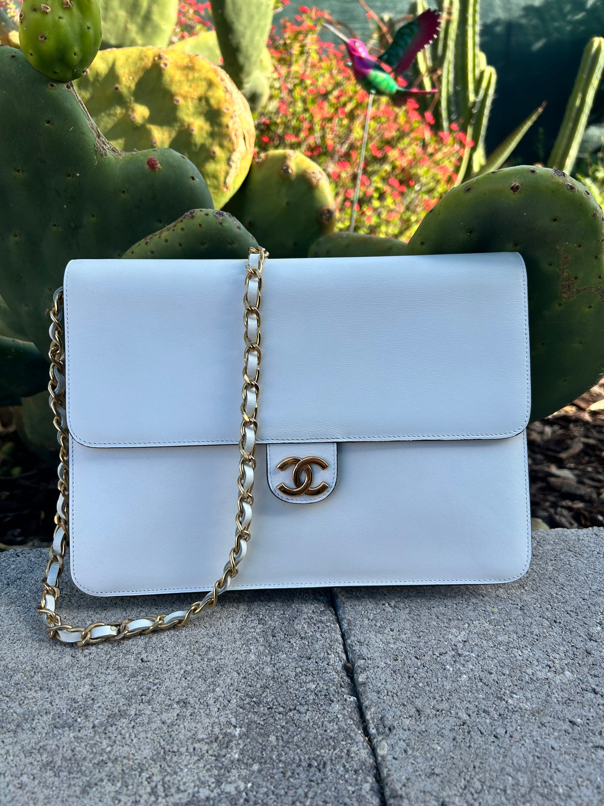 Chanel - Vintage White Handbag